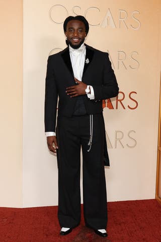 Singer Shaboozey has arrived at the 98th Annual Academy Awards wearing a black suit